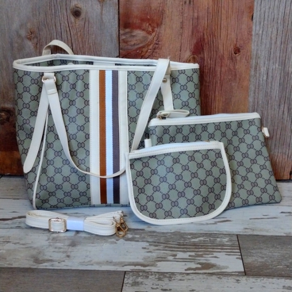 Women's bag with 2 smaller bags